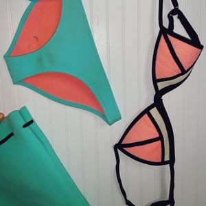 Triangl Bikini!